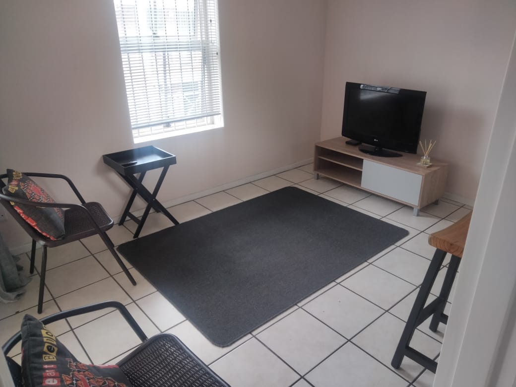 To Let 2 Bedroom Property for Rent in La Colline Western Cape